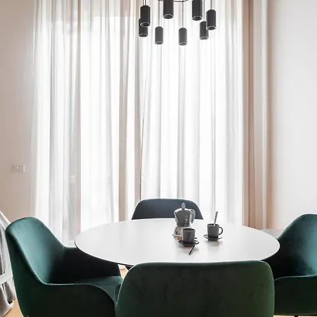 Vittorio Emanuele Luxe Flat